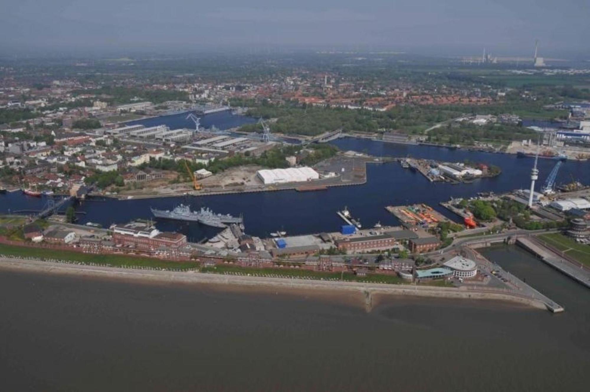 Ruhige Ferienwohnung Mit Balkon Und Parkplatz Wilhelmshaven Exterior photo